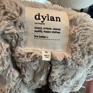 Dylan vest brand new